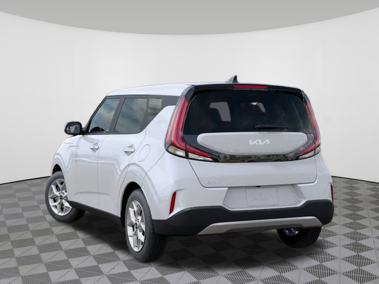 2025 Kia Soul S photo 4