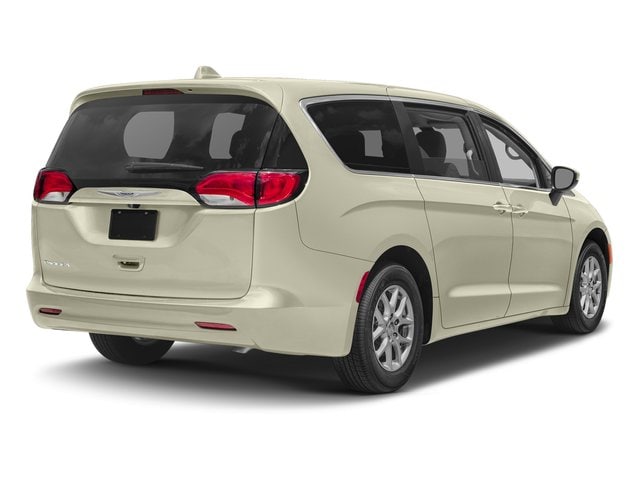 Used 2017 Chrysler Pacifica Touring with VIN 2C4RC1DG4HR654318 for sale in Batavia, OH