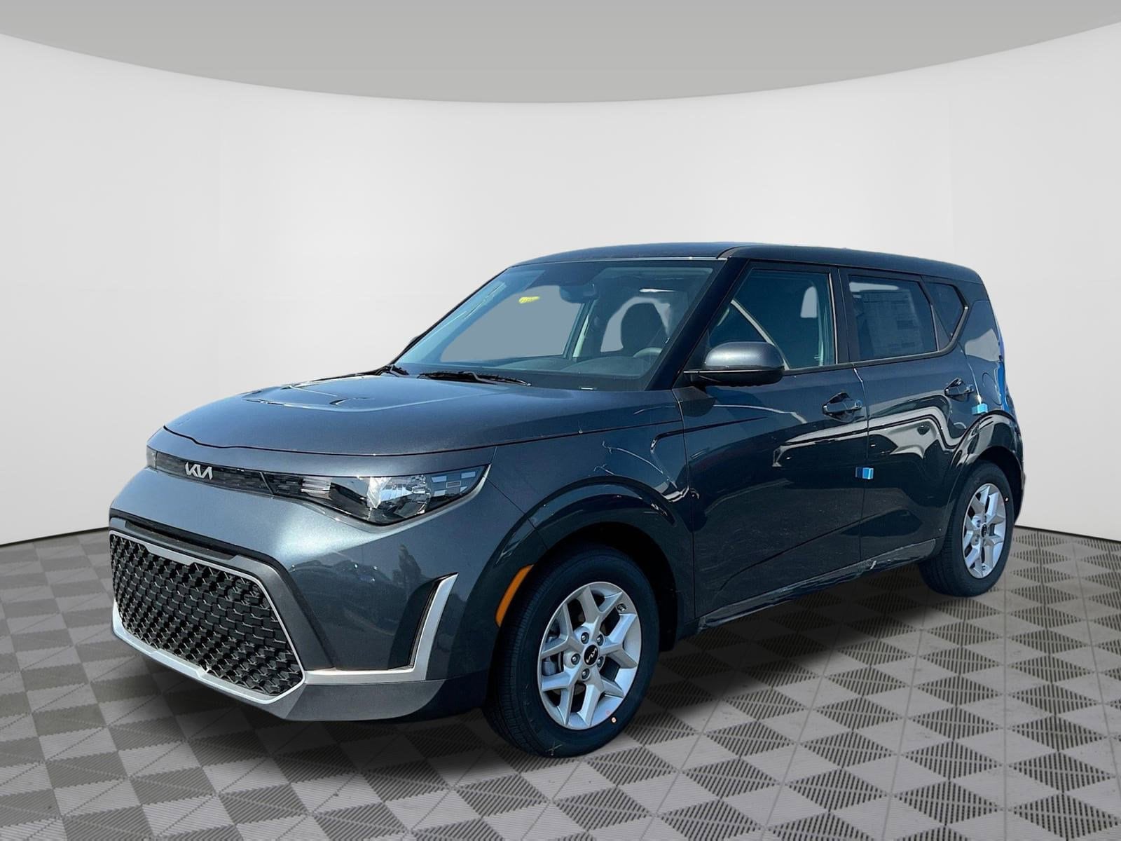 2025 Kia Soul S photo 2