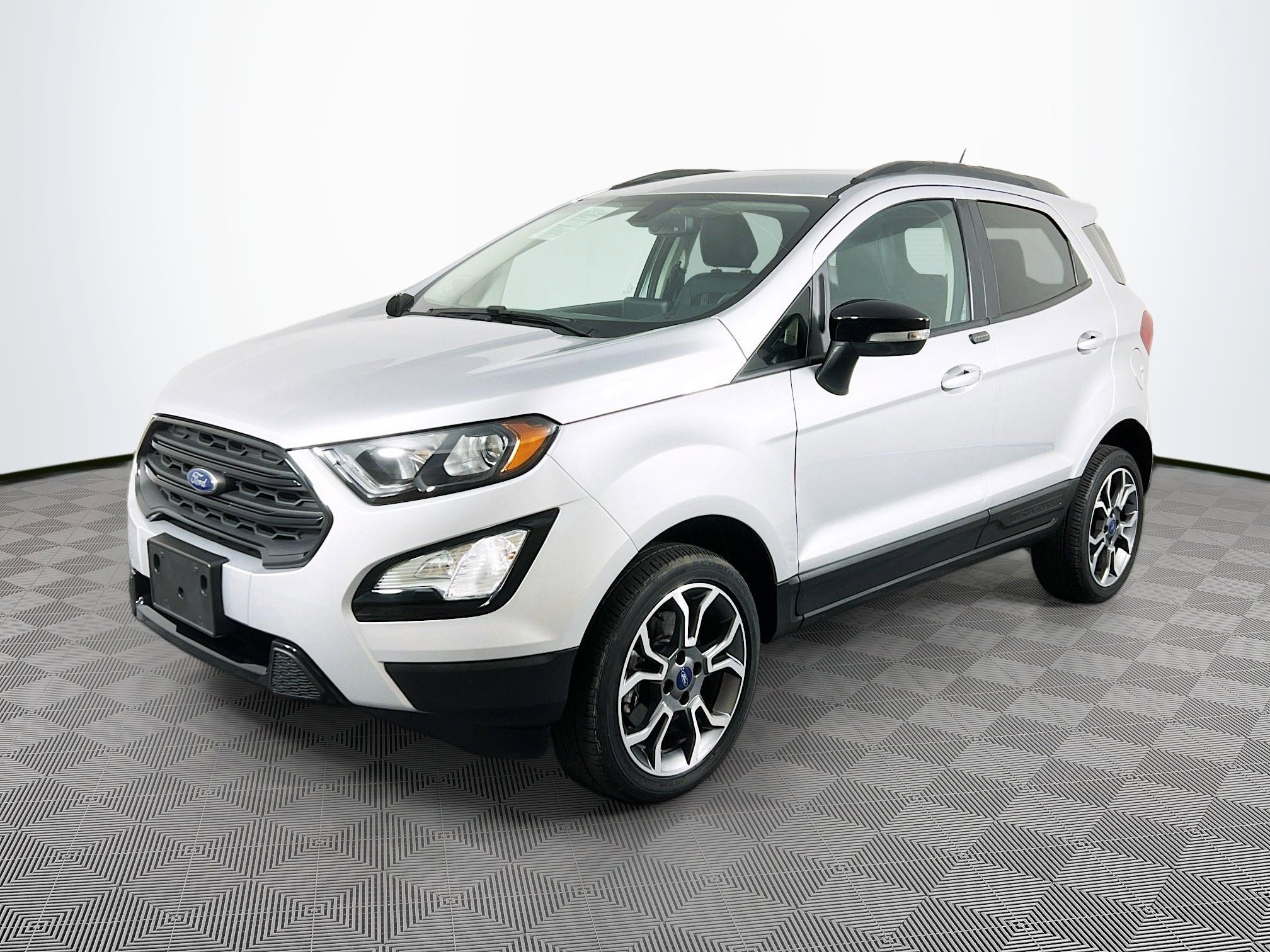 2020 Ford EcoSport SES photo 2