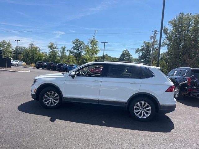 2018 Volkswagen Tiguan SEL photo 3