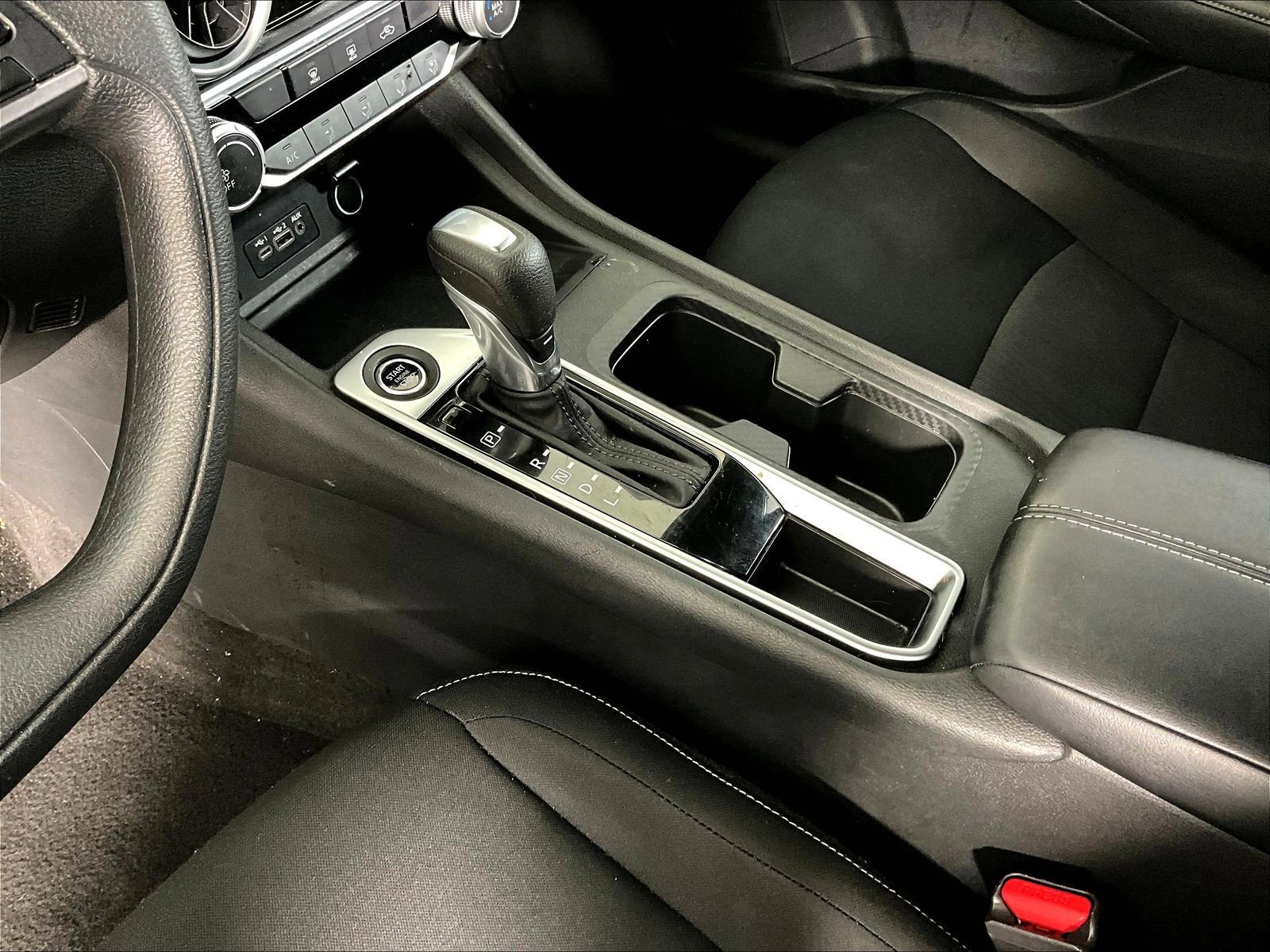 2025 Nissan Sentra SV - Photo 16
