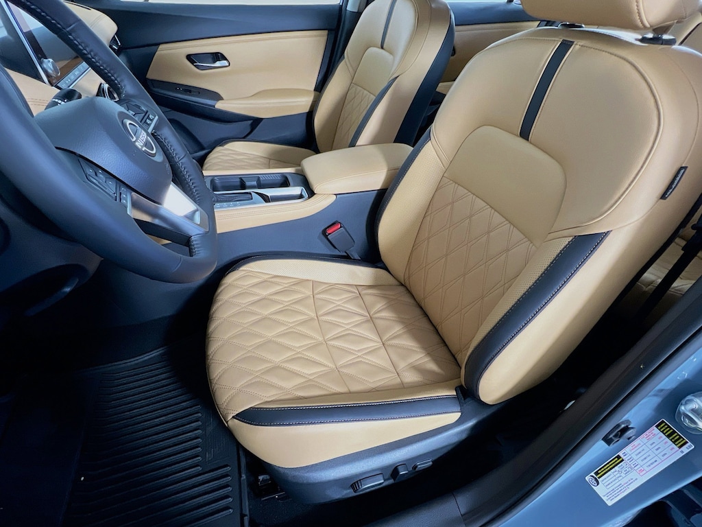 New 2025 Nissan Sentra SV Sedan