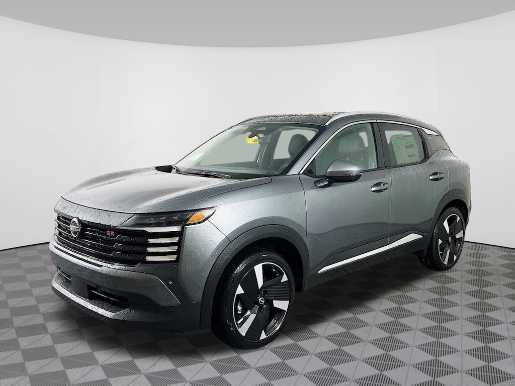 New 2025 Nissan Kicks SR SUV