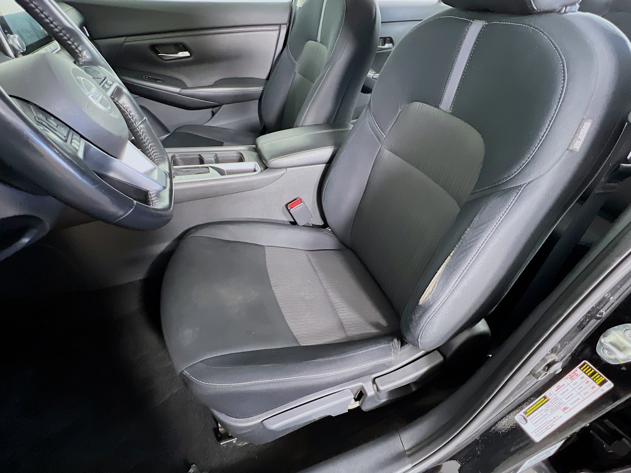 2022 Nissan Sentra SV photo 2