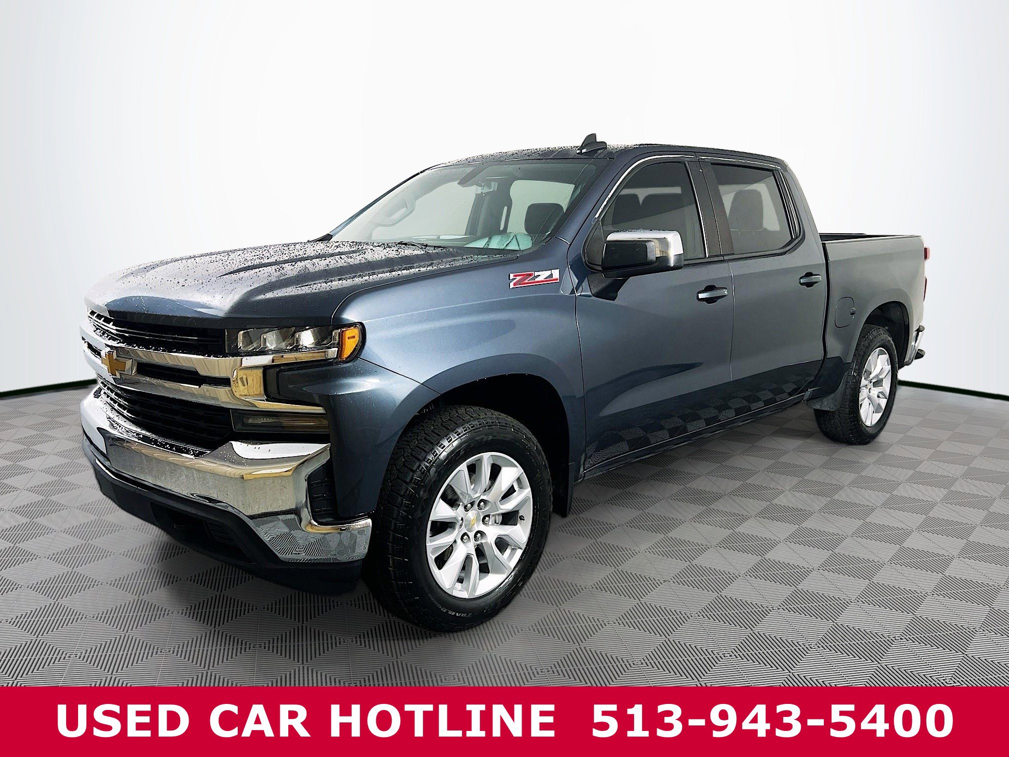 2021 Chevrolet Silverado 1500 LT photo 2