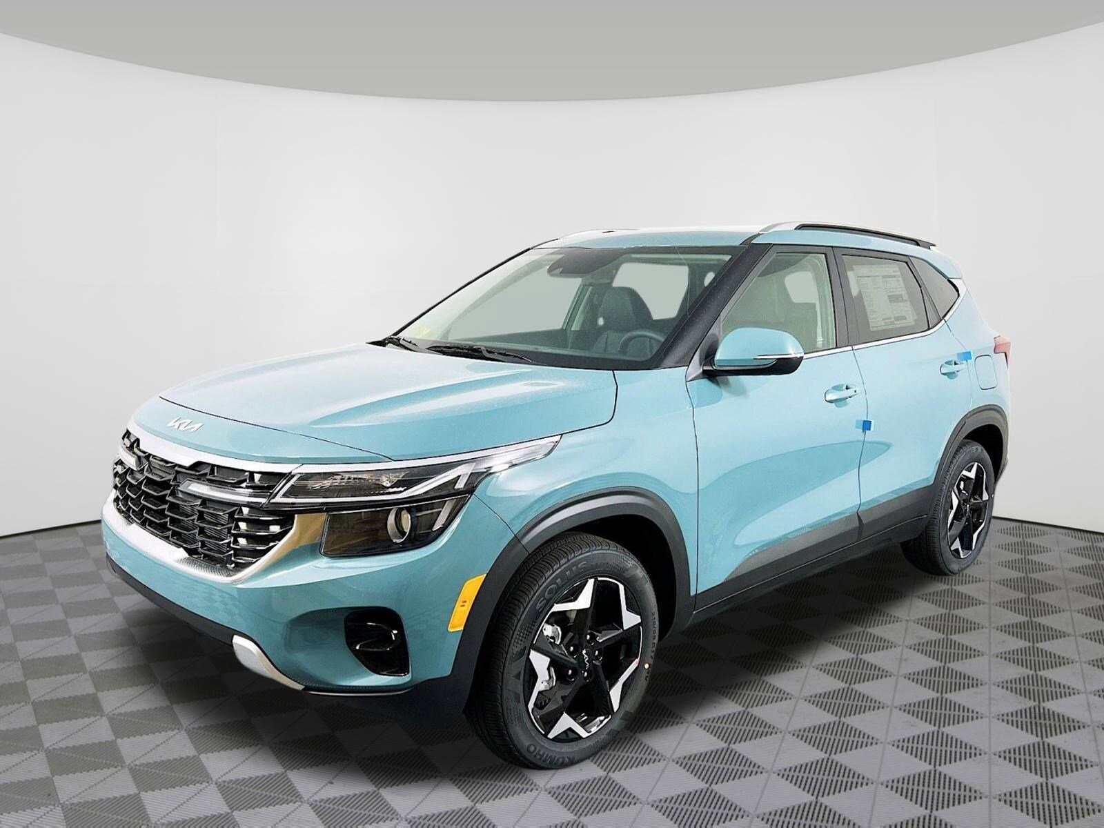 2025 Kia Seltos EX photo 2
