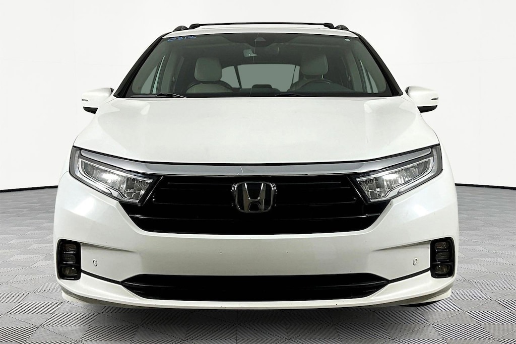 Used 2021 Honda Odyssey Touring Van
