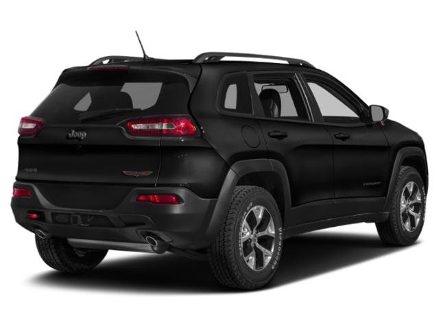 Used 2015 Jeep Cherokee Trailhawk with VIN 1C4PJMBB5FW777054 for sale in Batavia, OH