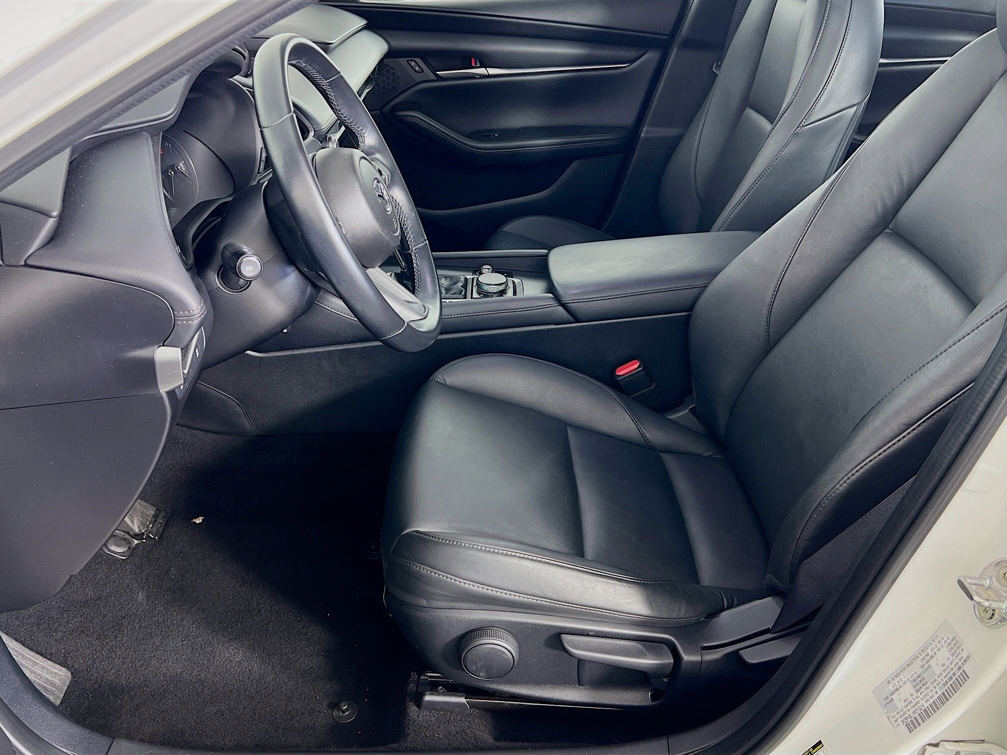 2022 Mazda Mazda3 Select Sedan photo 3