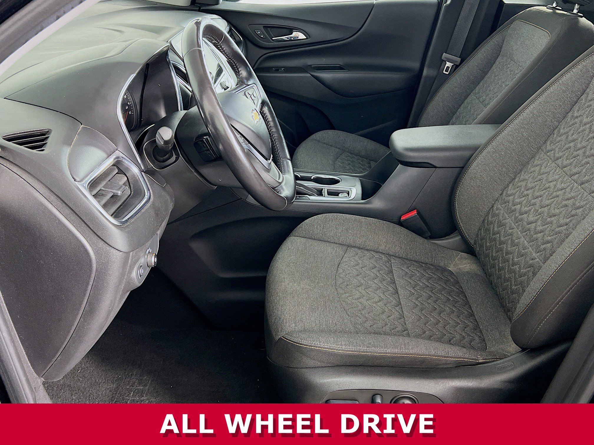 2022 Chevrolet Equinox LT photo 3