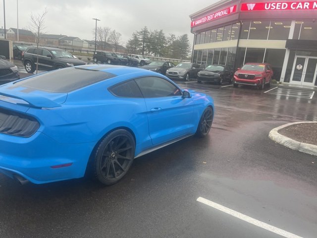 2017 Ford Mustang EcoBoost photo 2