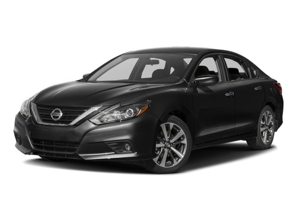 Used 2017 Nissan Altima 2.5 SR Sedan