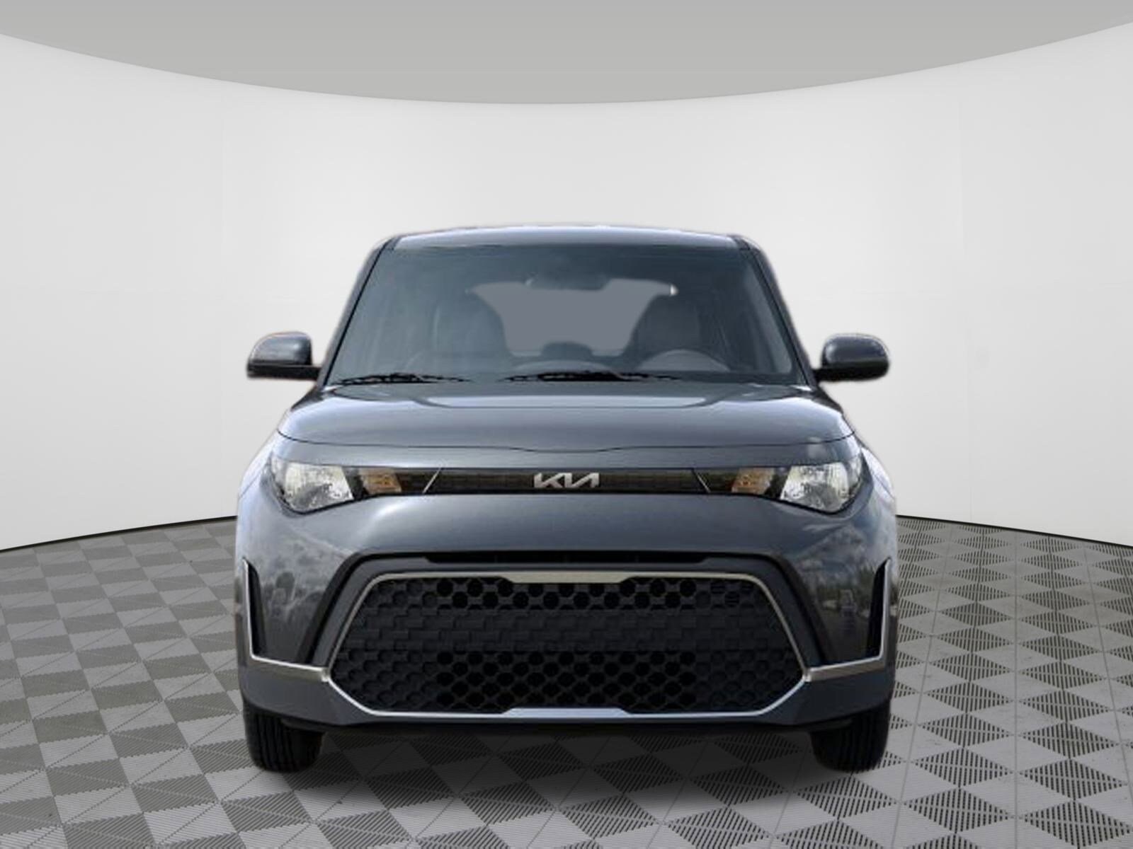 2025 Kia Soul LX photo 2