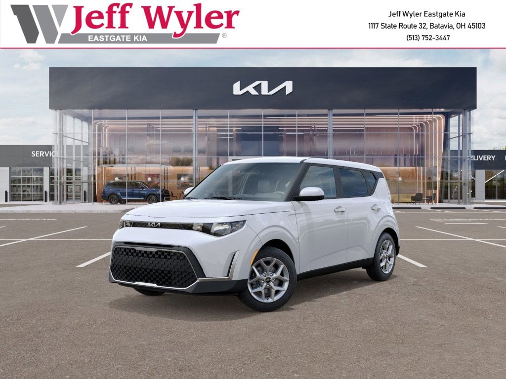 New 2025 Kia Soul LX Hatchback