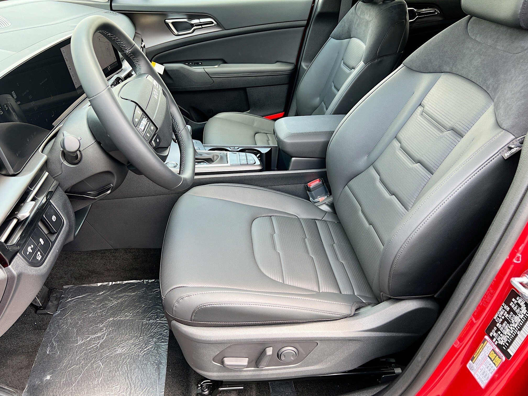2026 Kia Sportage photo 3