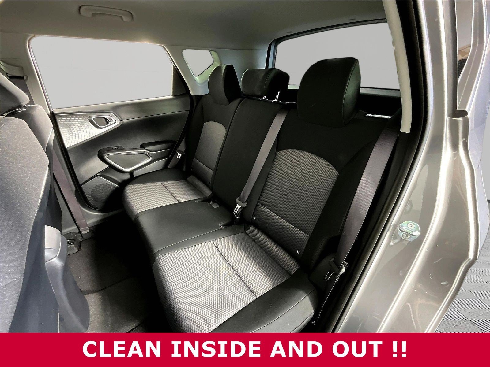 2025 Kia Soul LX - Photo 21