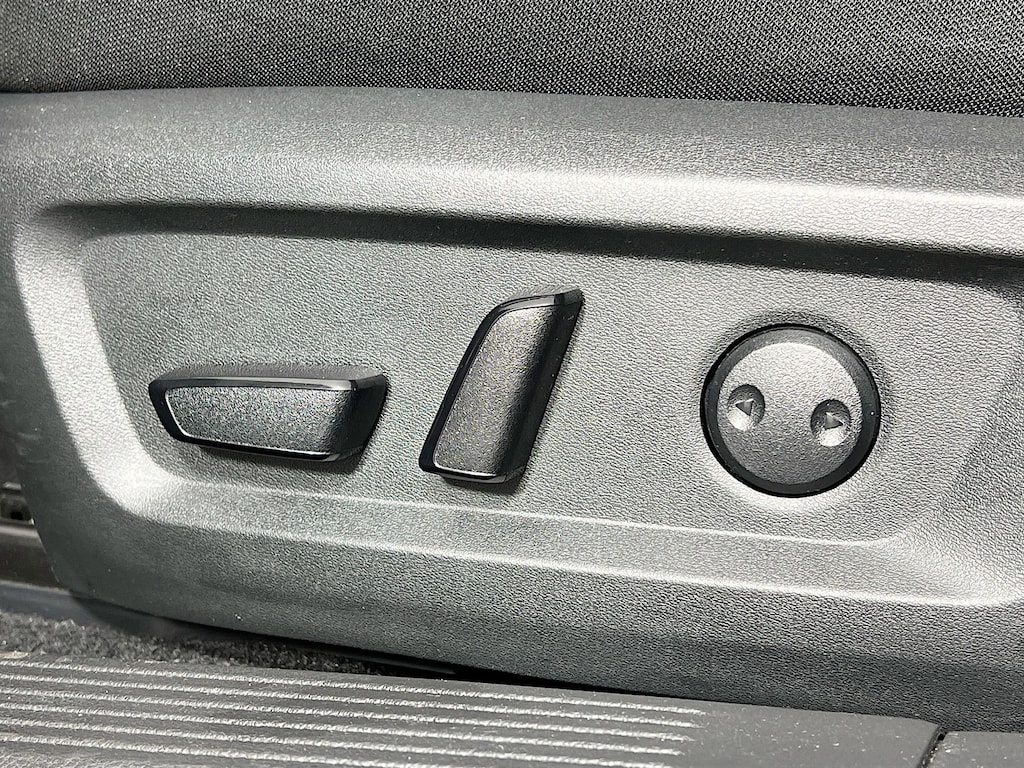 Used 2021 Nissan Rogue SV SUV