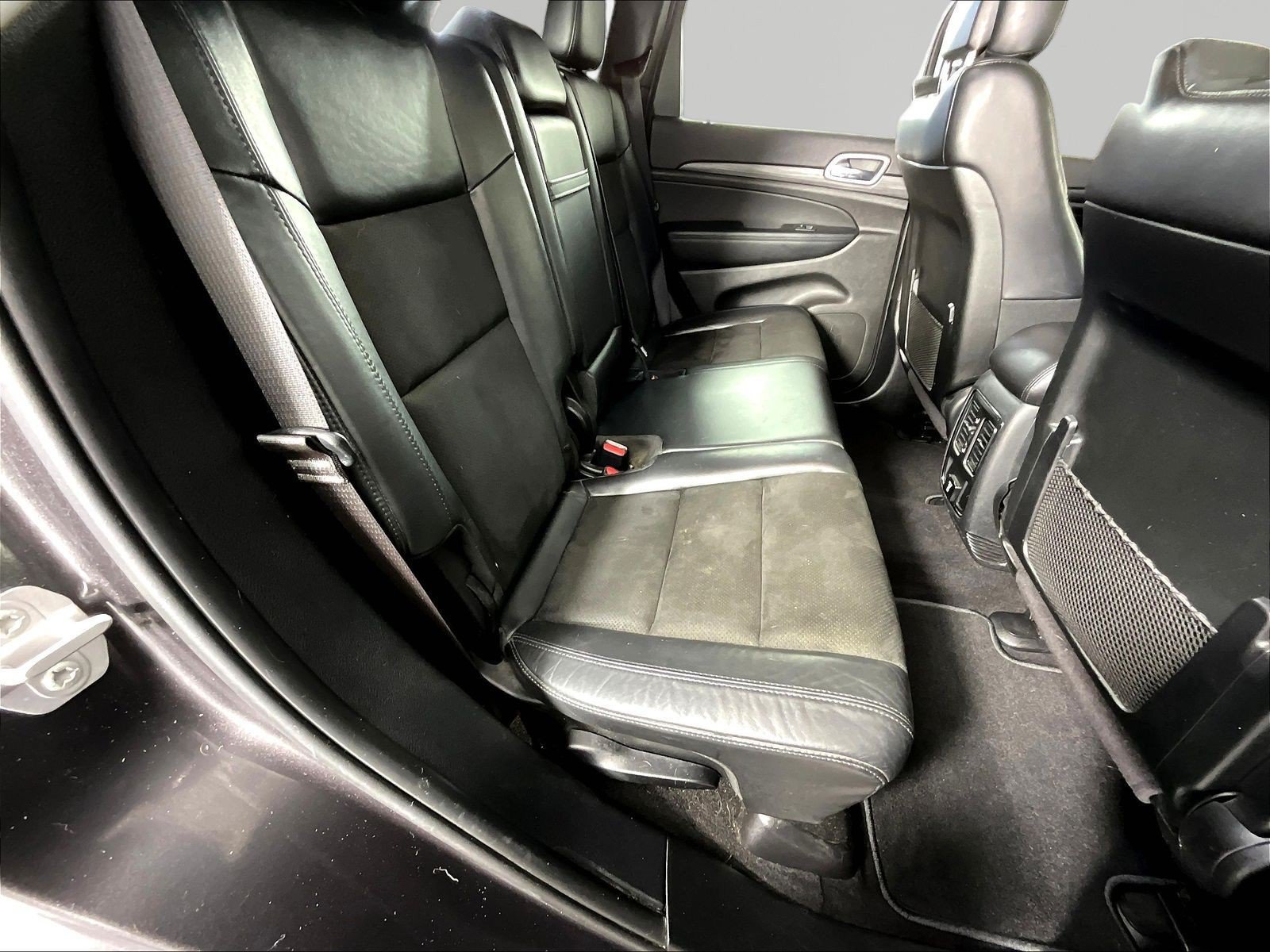 2019 Jeep Grand Cherokee Altitude - Photo 23