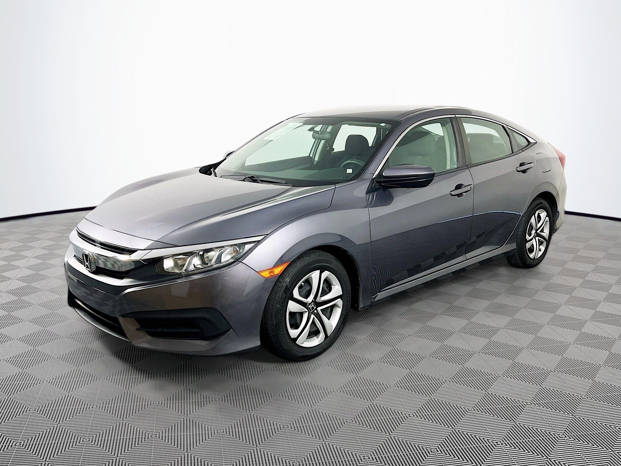 2018 Honda Civic LX photo 2