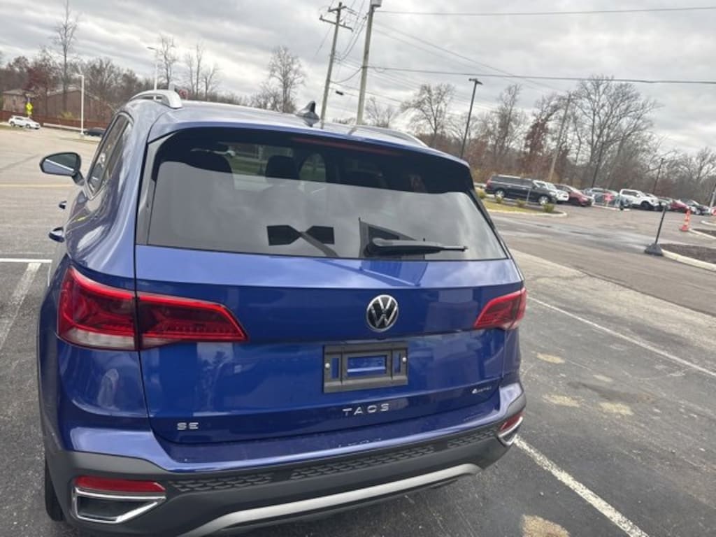 Used 2024 Volkswagen Taos SE SUV