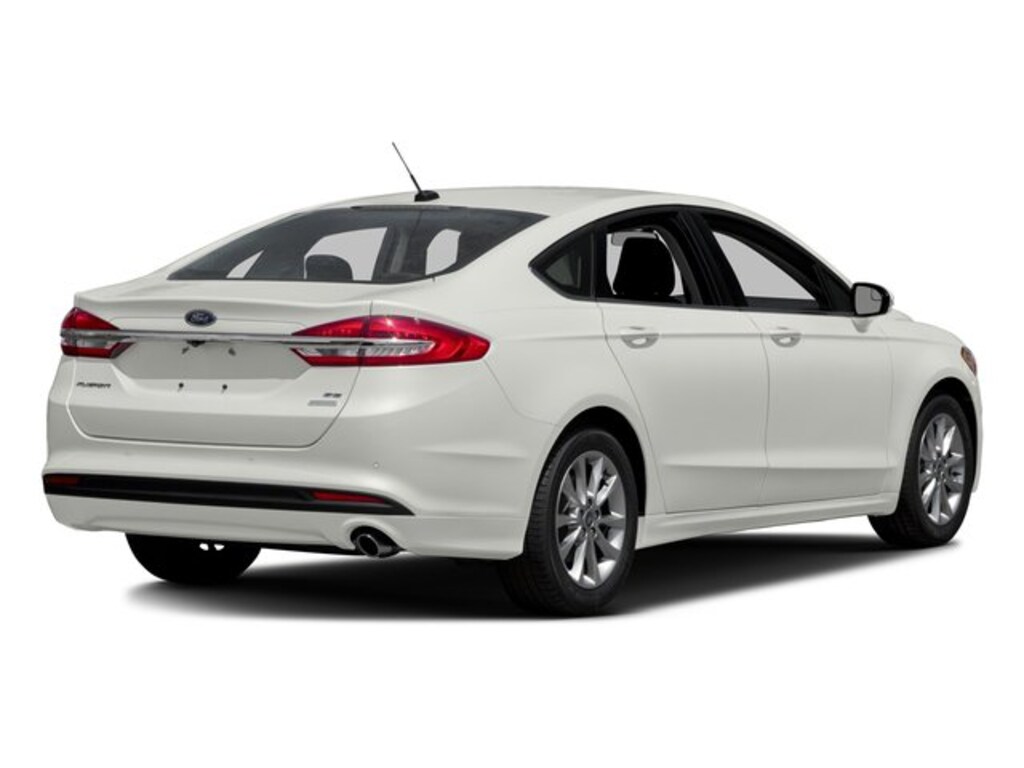 Used 2018 Ford Fusion SE Sedan