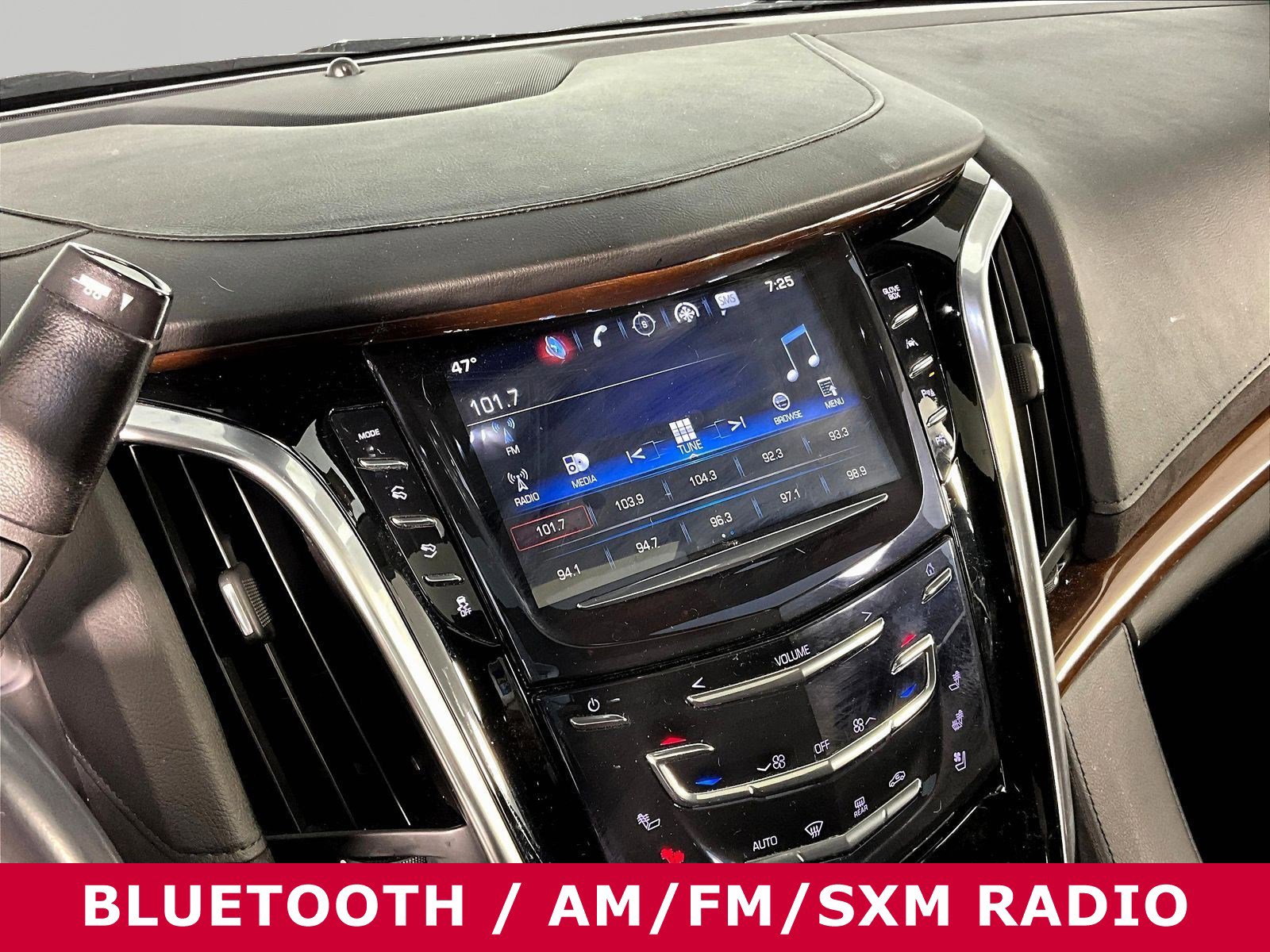 2020 Cadillac Escalade Luxury - Photo 9