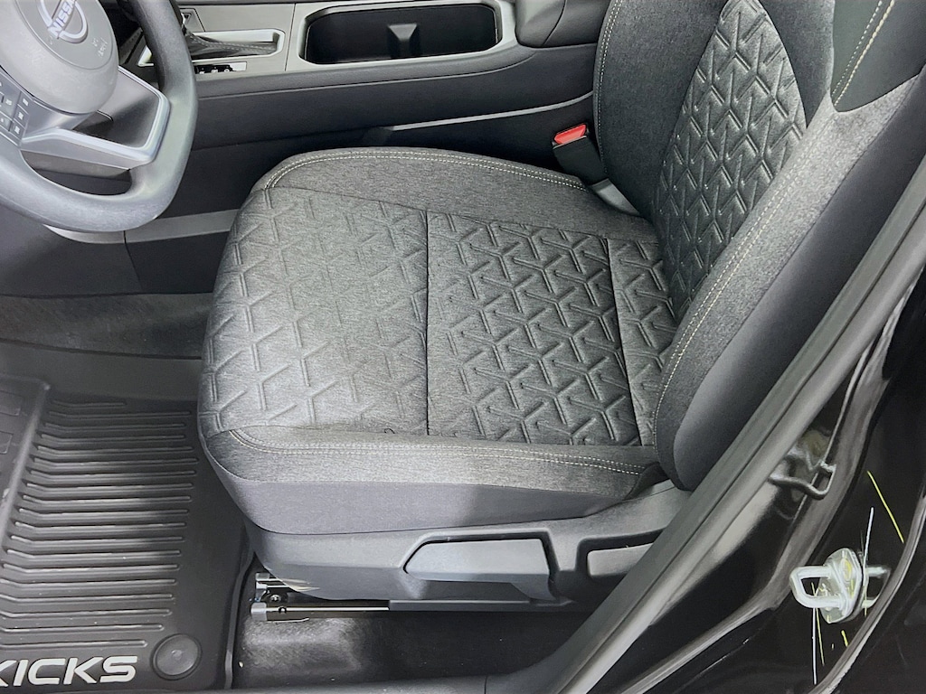 New 2026 Nissan Kicks SV SUV