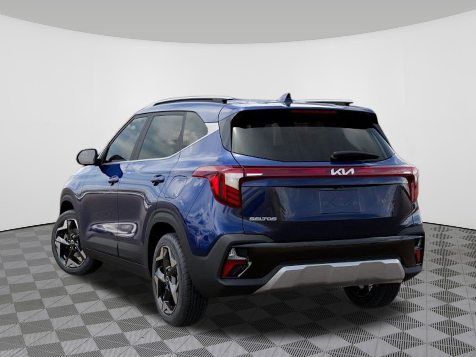 2026 Kia Seltos EX photo 3