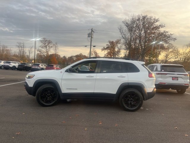 2022 Jeep Cherokee Trailhawk photo 3