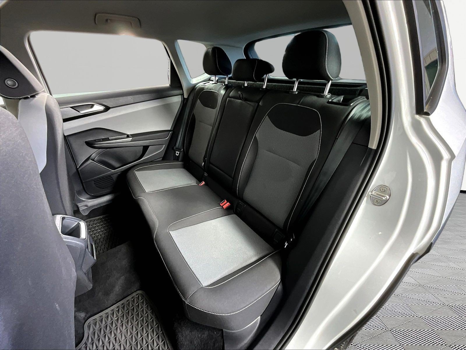 2022 Volkswagen Taos S - Photo 24