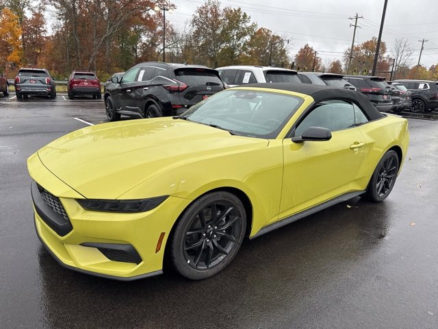 2025 Ford Mustang EcoBoost Premium Convertible photo 3