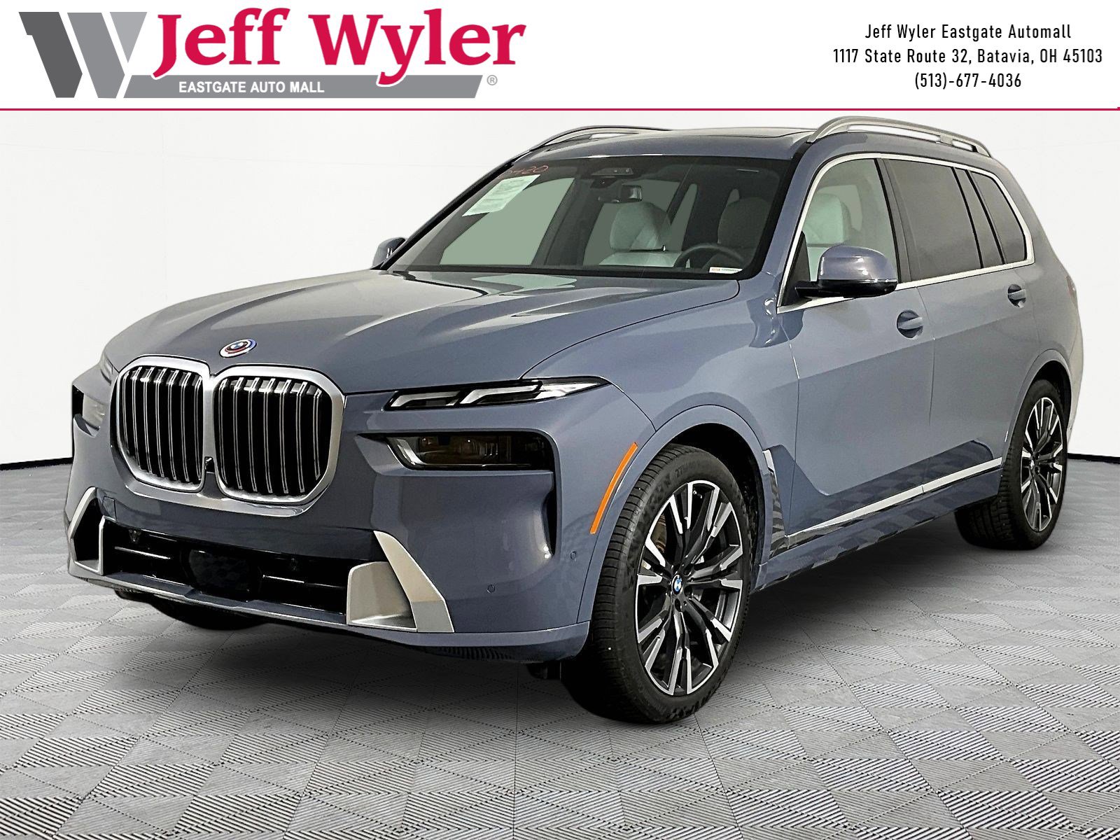 2023 BMW X7 xDrive40i's photo