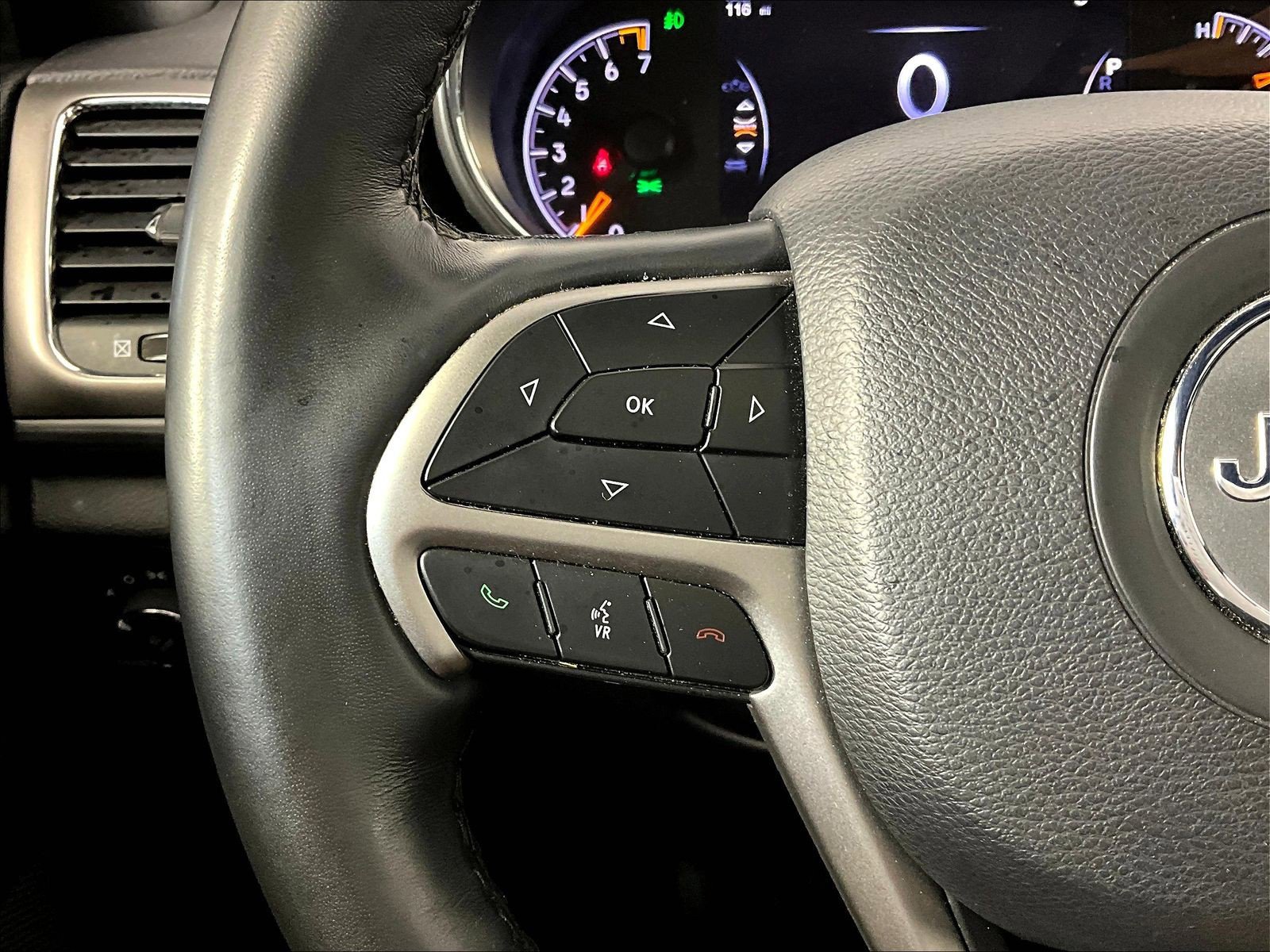 2019 Jeep Grand Cherokee Altitude - Photo 10