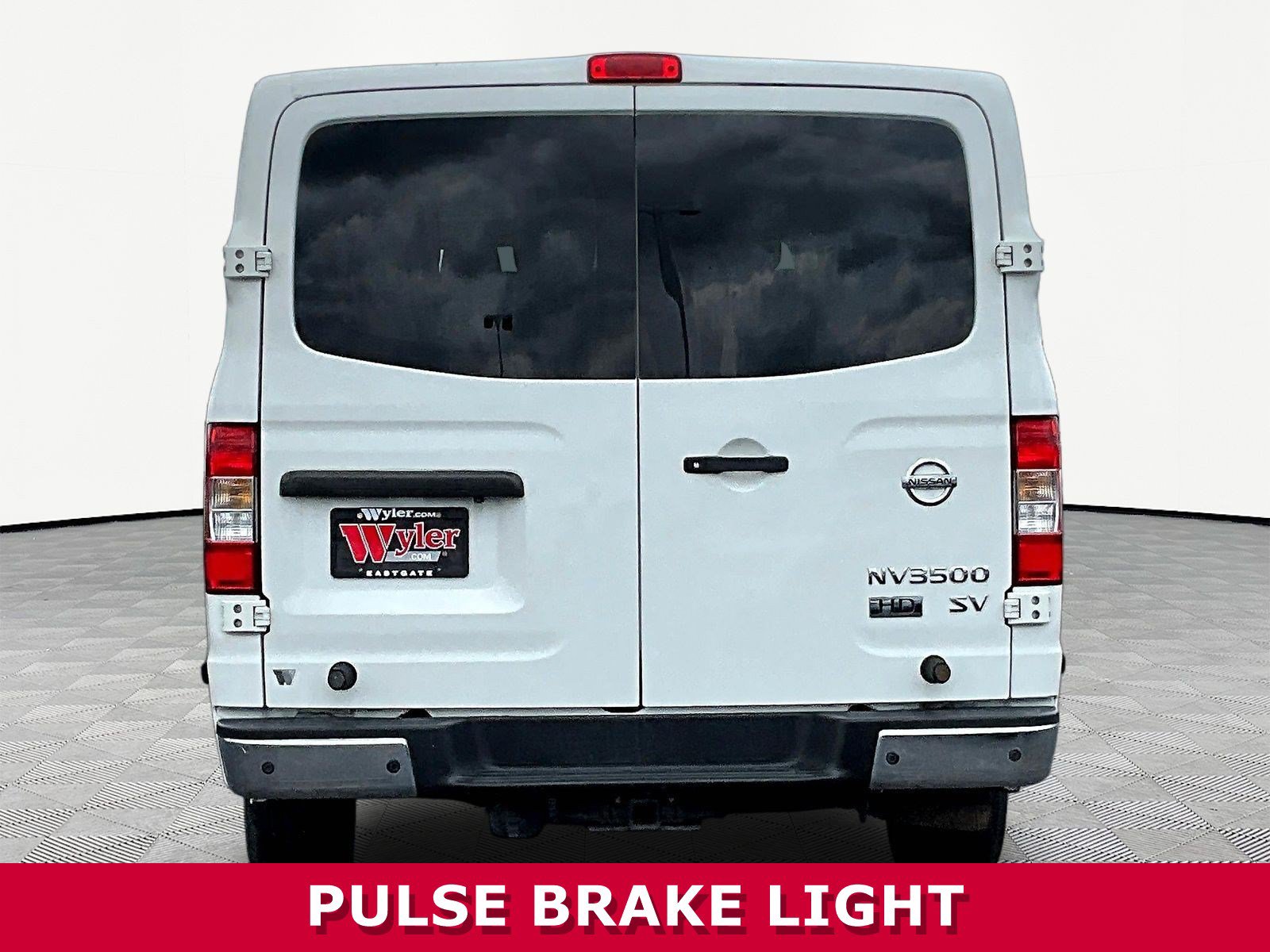 2016 Nissan NV Passenger SV - Photo 7
