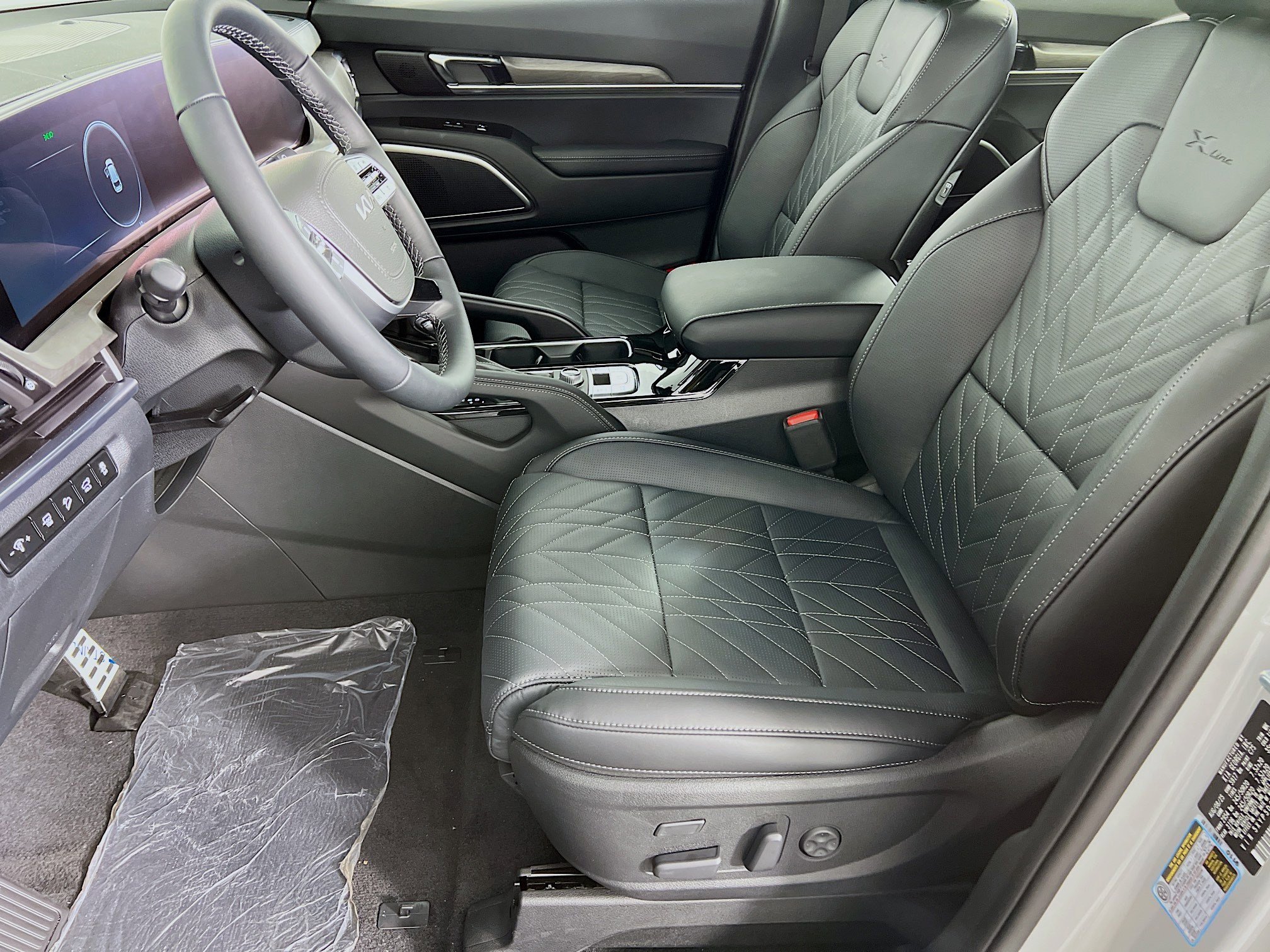2025 Kia Telluride X-Line photo 2