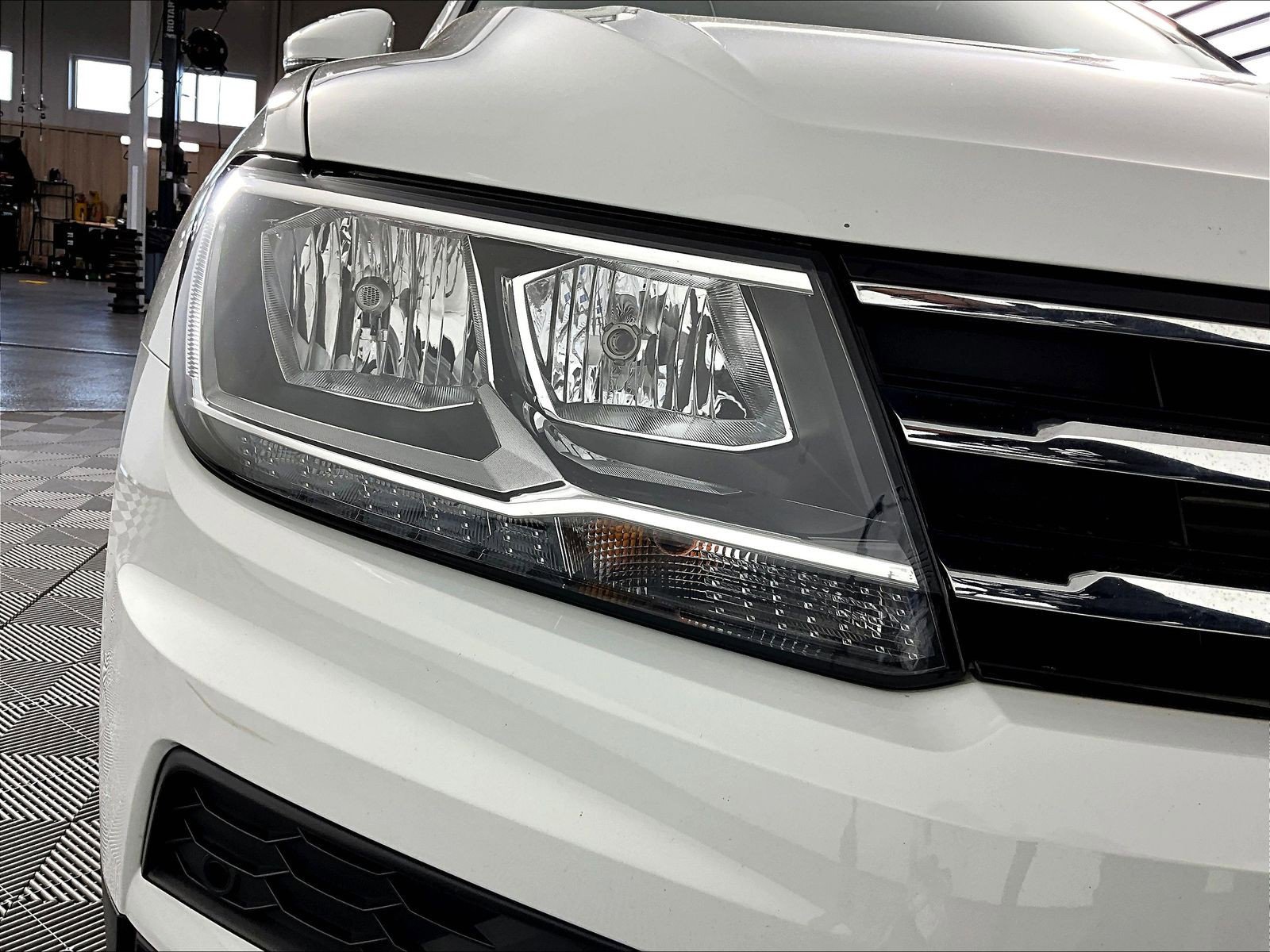 2020 Volkswagen Tiguan SEL - Photo 29