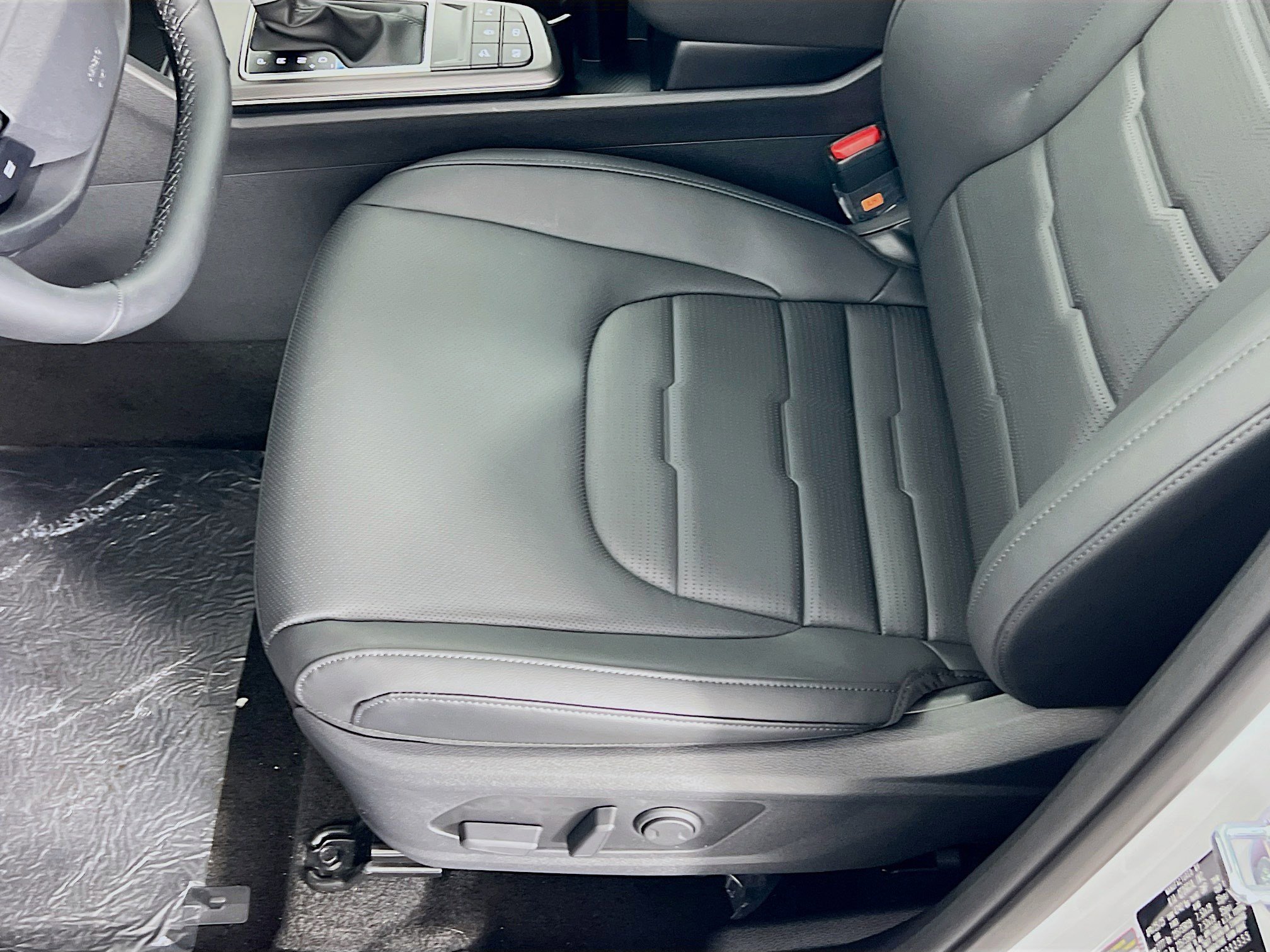 2026 Kia Sportage photo 3