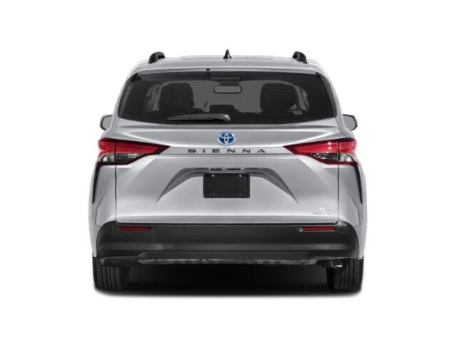 2025 Toyota Sienna XLE photo 4