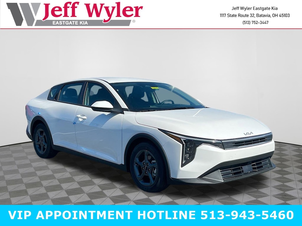New 2025 Kia K4 LXS Sedan
