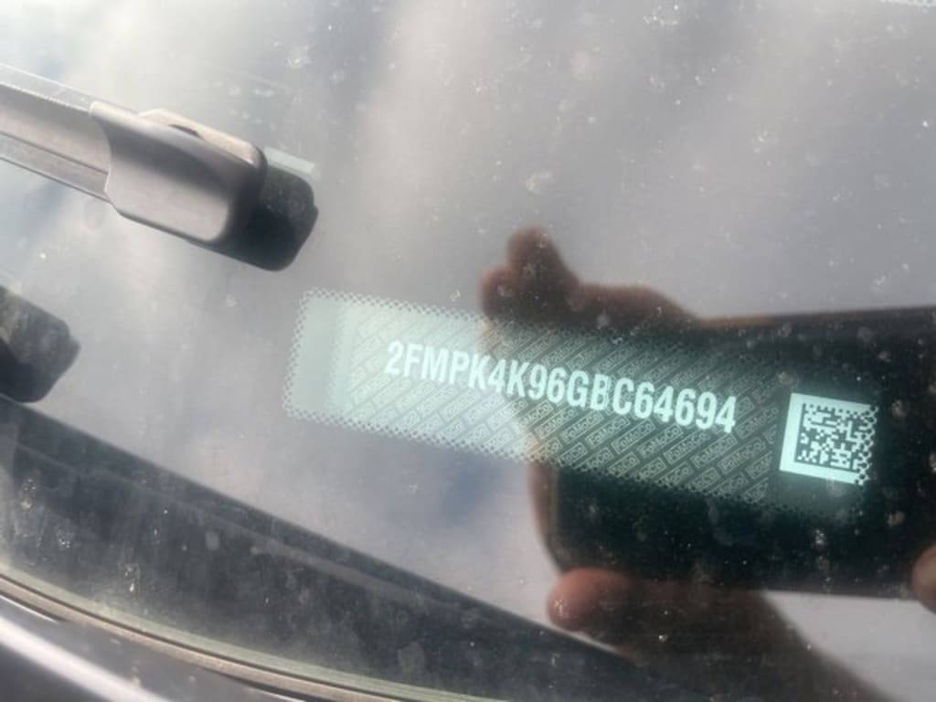 Used 2016 Ford Edge Titanium SUV