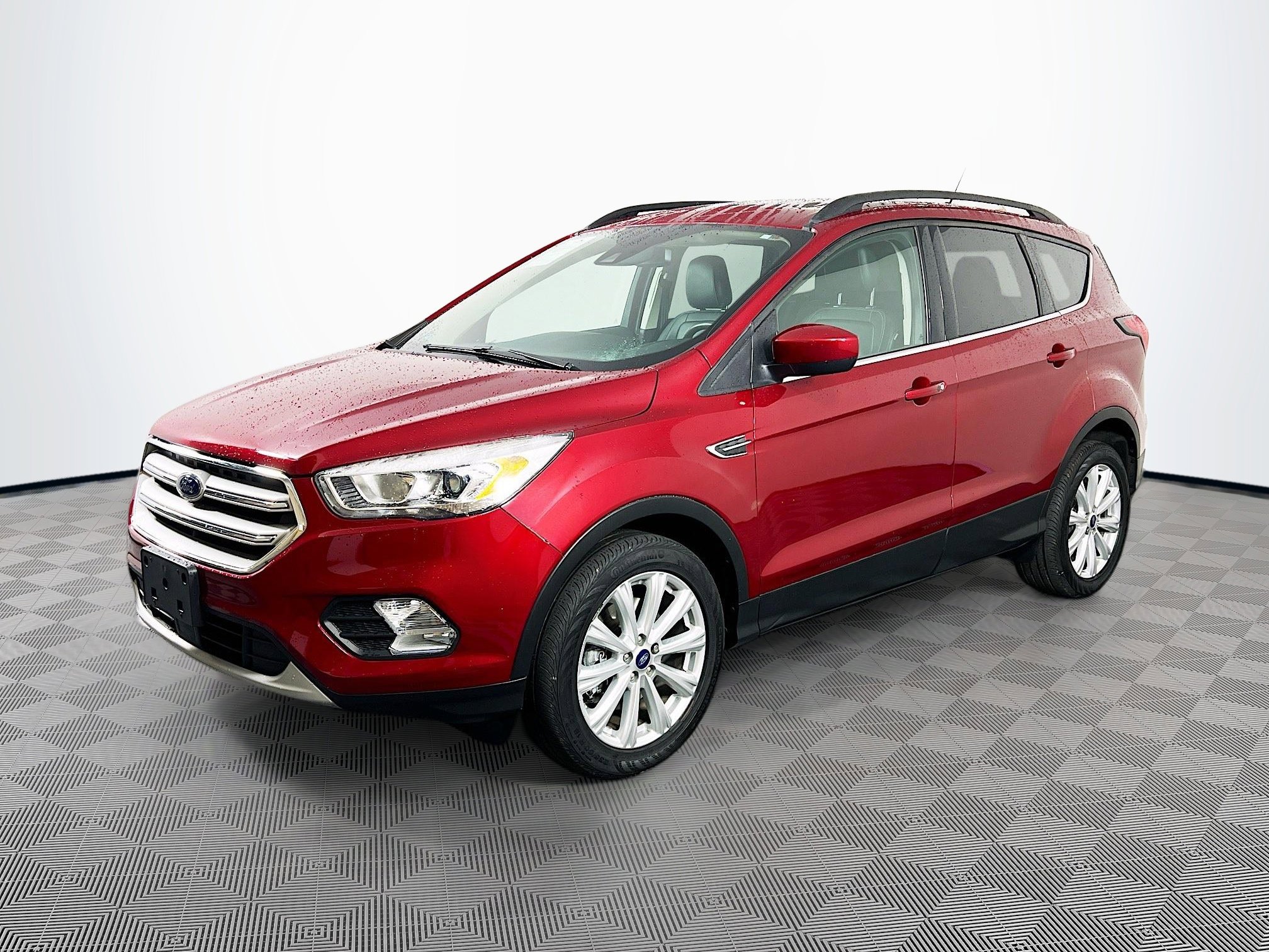 2019 Ford Escape SEL photo 2