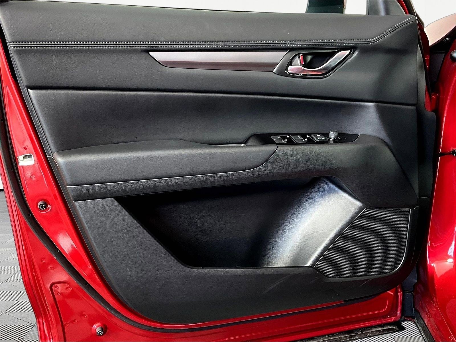 2025 Mazda CX-5 S Preferred package - Photo 18