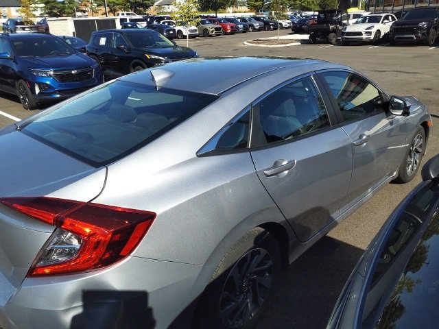 2018 Honda Civic EX photo 2