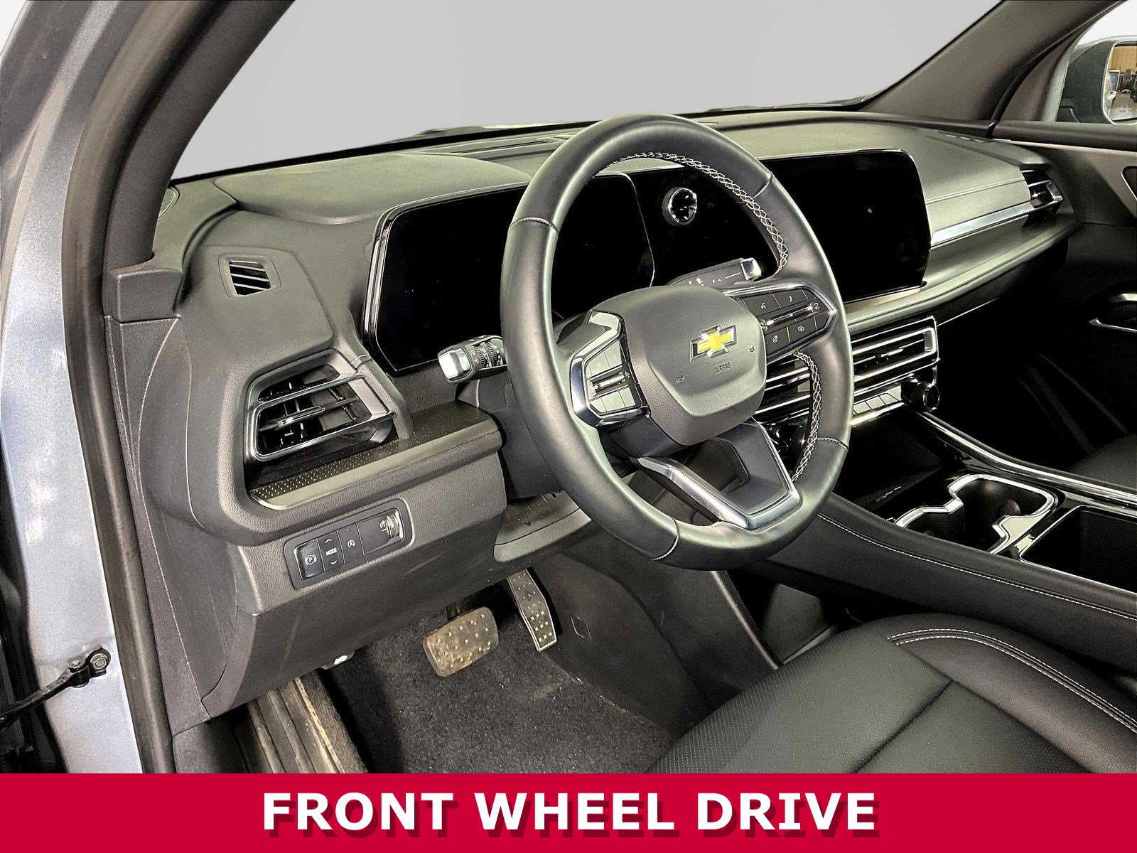 2025 Chevrolet Traverse LT - Photo 18