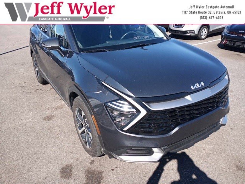 Used 2025 Kia Sportage EX SUV