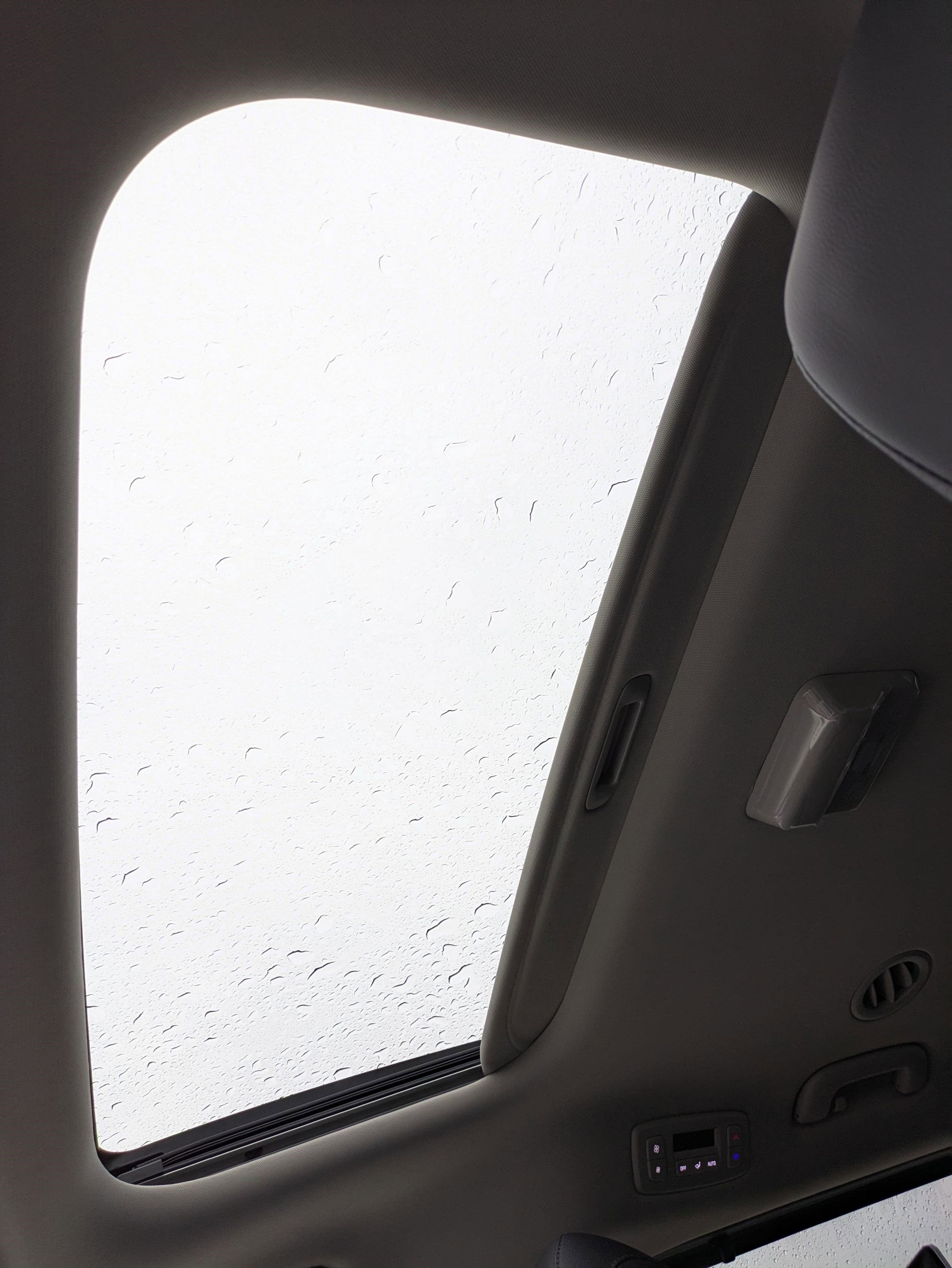 2025 Kia Carnival SX Prestige - Photo 9