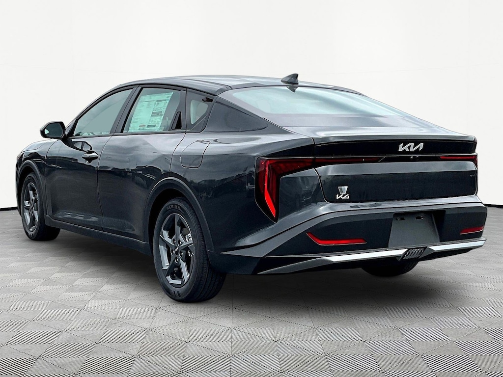New 2026 Kia K4 LXS Sedan