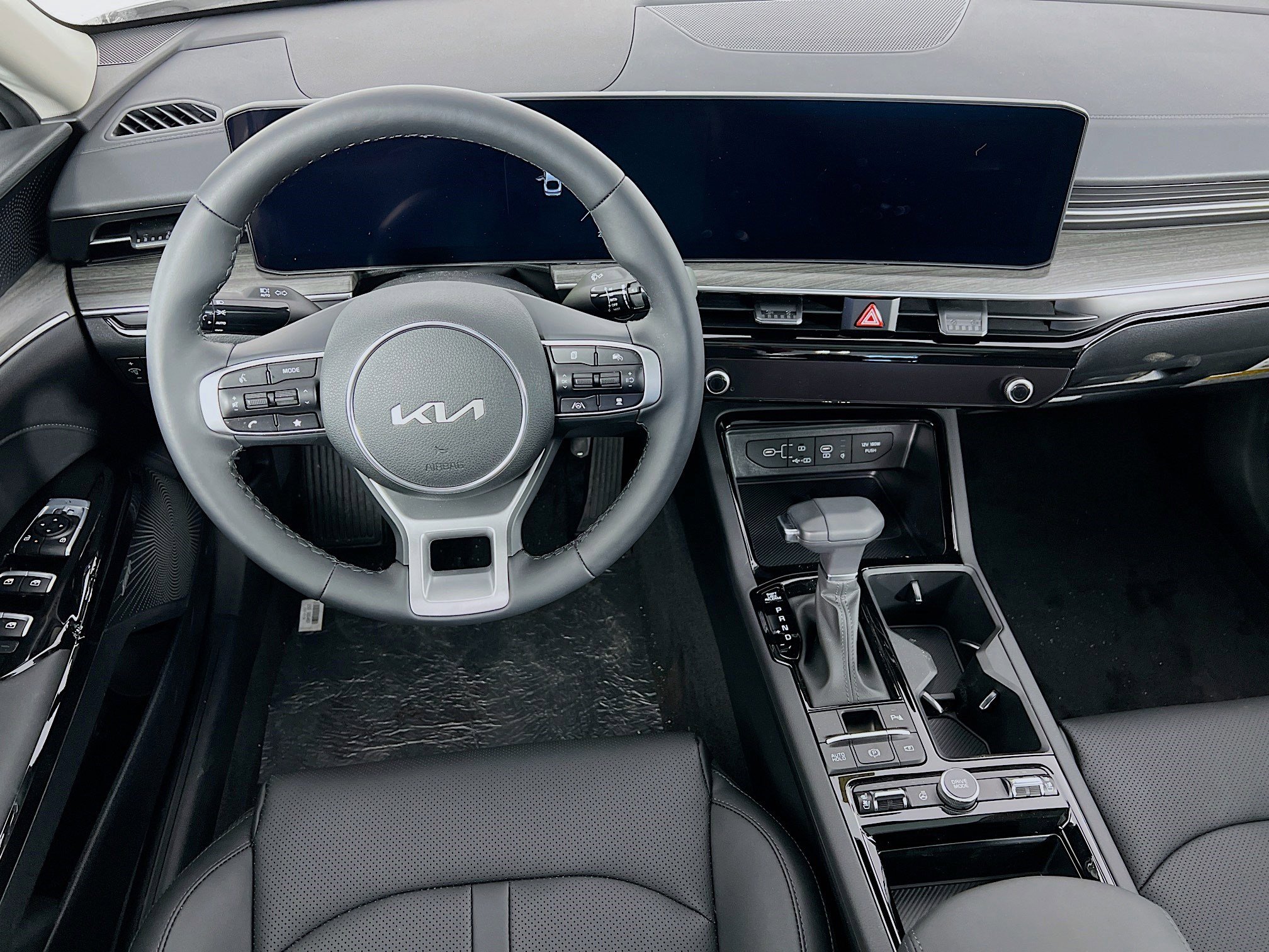 2025 Kia K5 EX - Photo 19