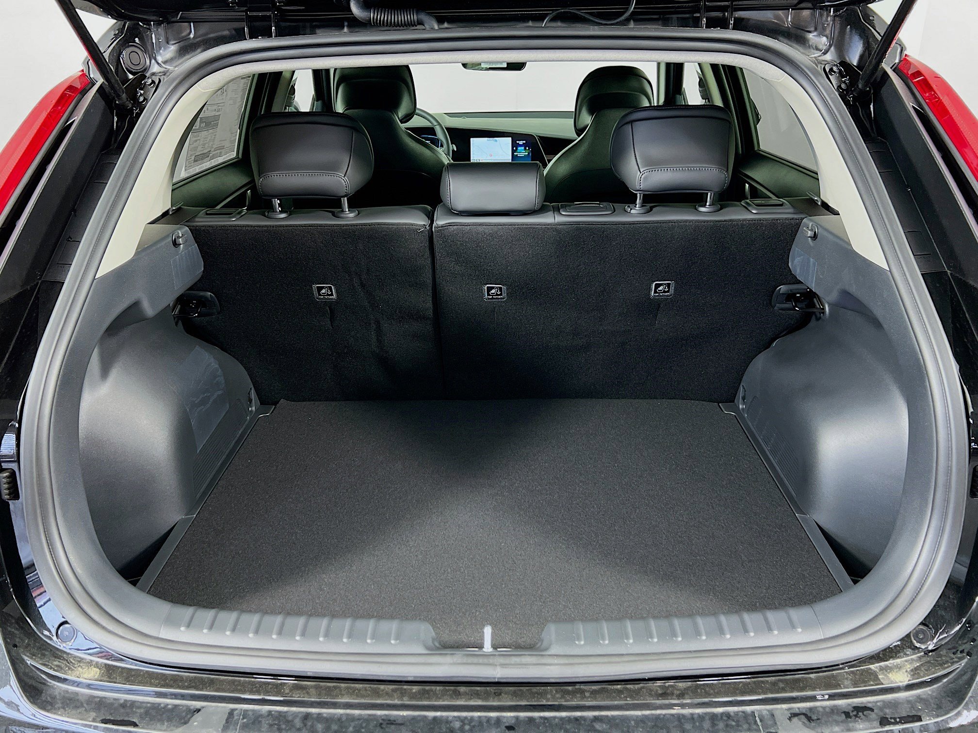 2025 Kia Niro EX Touring - Photo 25